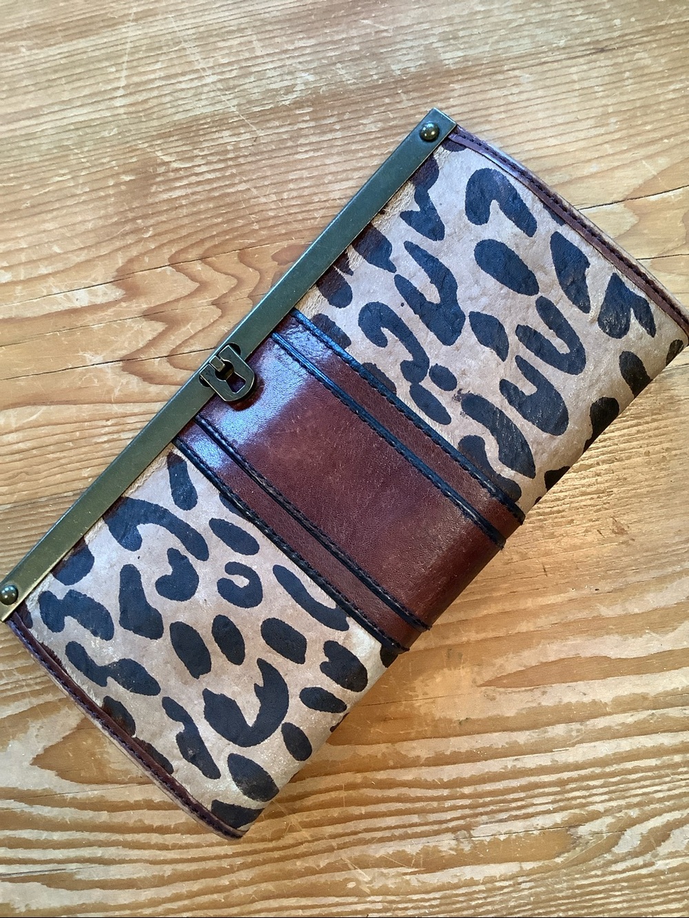 Fossil Leopard Cheetah Animal Print Leather Clutch Wallet - Picture 11 of 11